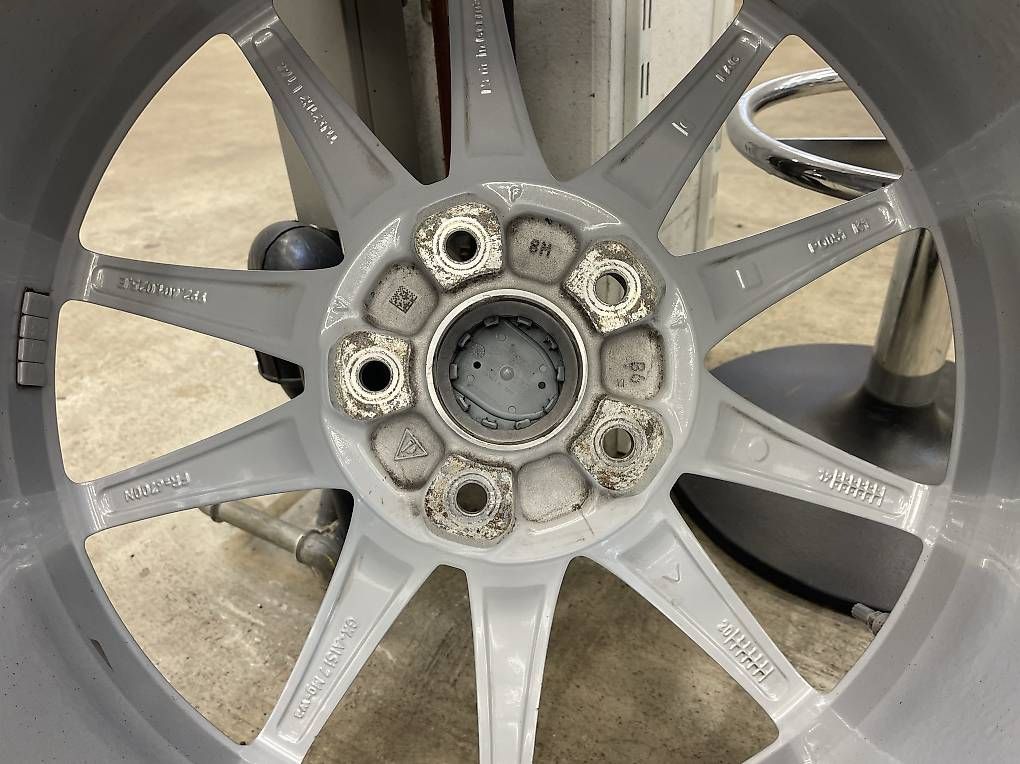 Pneumatici & Ruote complete: Original Porsche Carrera 991-992  – Usato da Aarau venduto da Avdyli1 8