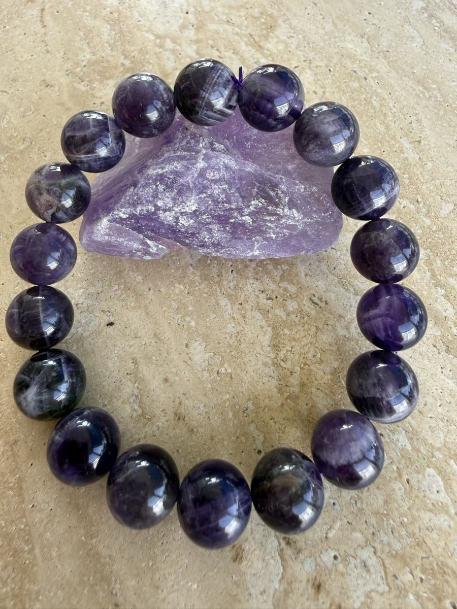 Armbänder & -reifen: Chevron Amethyst Armband -Stretch 11mm – Neu (gemäss Beschreibung) aus Jegenstorf von SteinGlanz