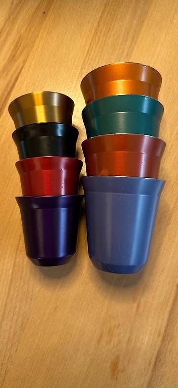 Nespresso Tazze: Nespresso Tassen – Usato da Hausen AG venduto da Nah5yj