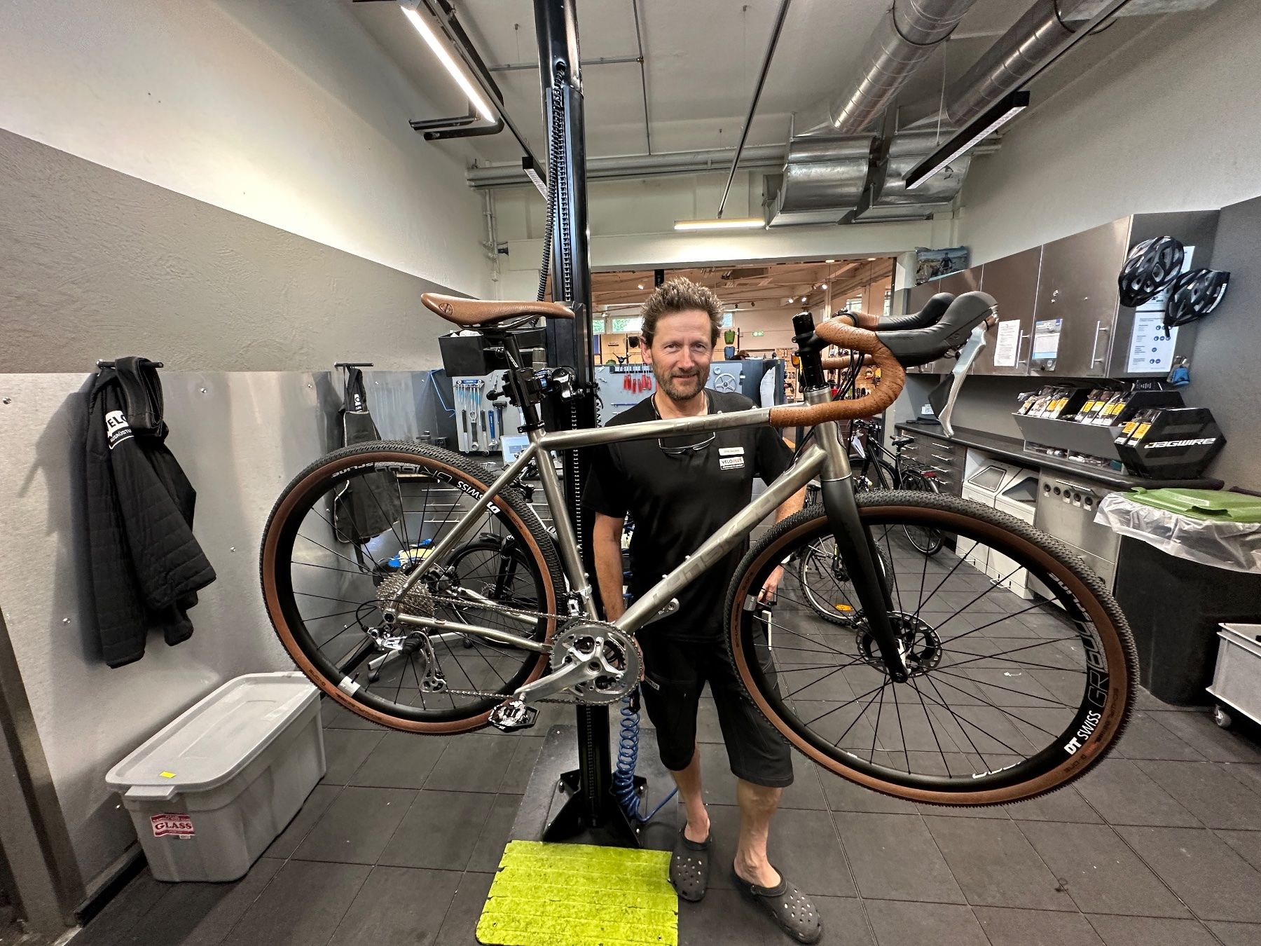 Biciclette: Custom Lynskey Titanium Helix GR Limited Edition Shimano – Nuovo e nell'imballaggio originale da Ebmatingen venduto da mar_pqw9 3