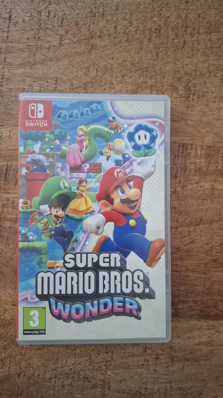 Nintendo Giochi: Super Mario bundle für Nintendo Switch – Usato da Pfäffikon ZH venduto da dahlia86 1