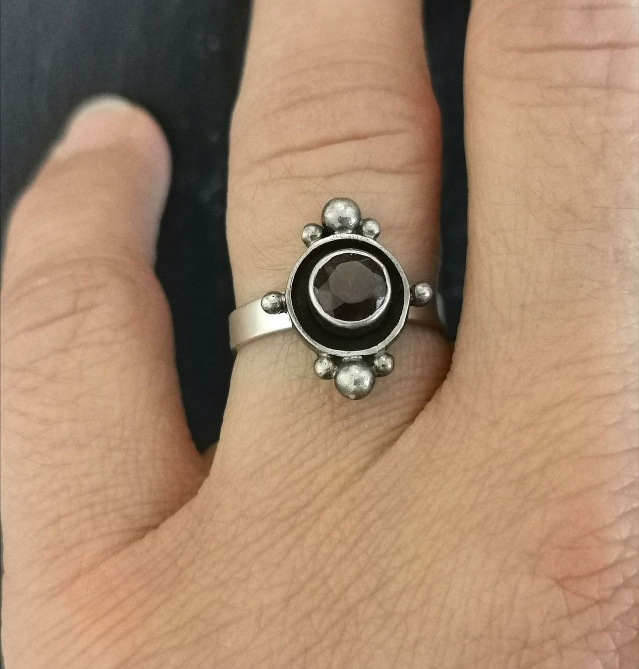 Anelli: Bague en argent 925 et Grenat – Nuovo e nell'imballaggio originale da Veyrier venduto da Leilazizou 1