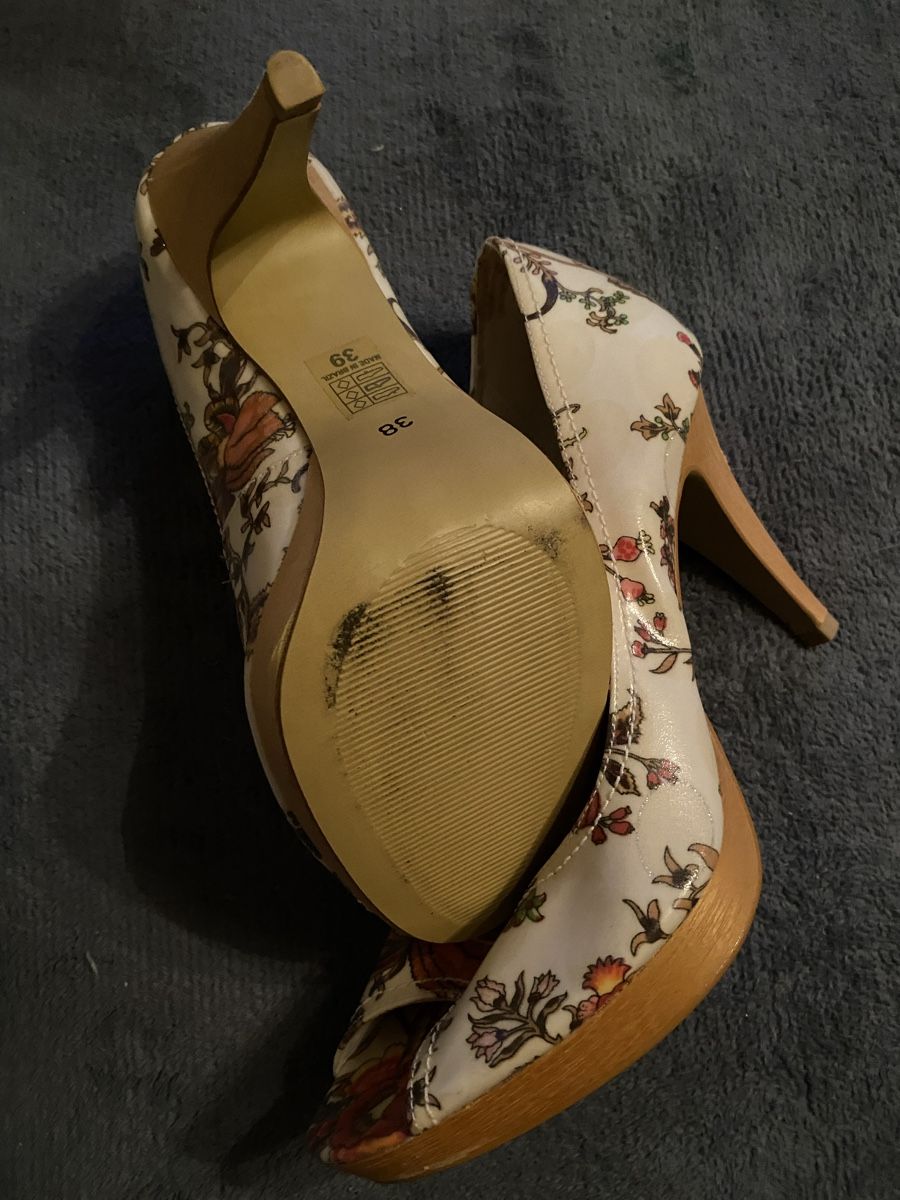 Damenschuhe: Highheels – Gebraucht aus Gretzenbach von Cantate 2