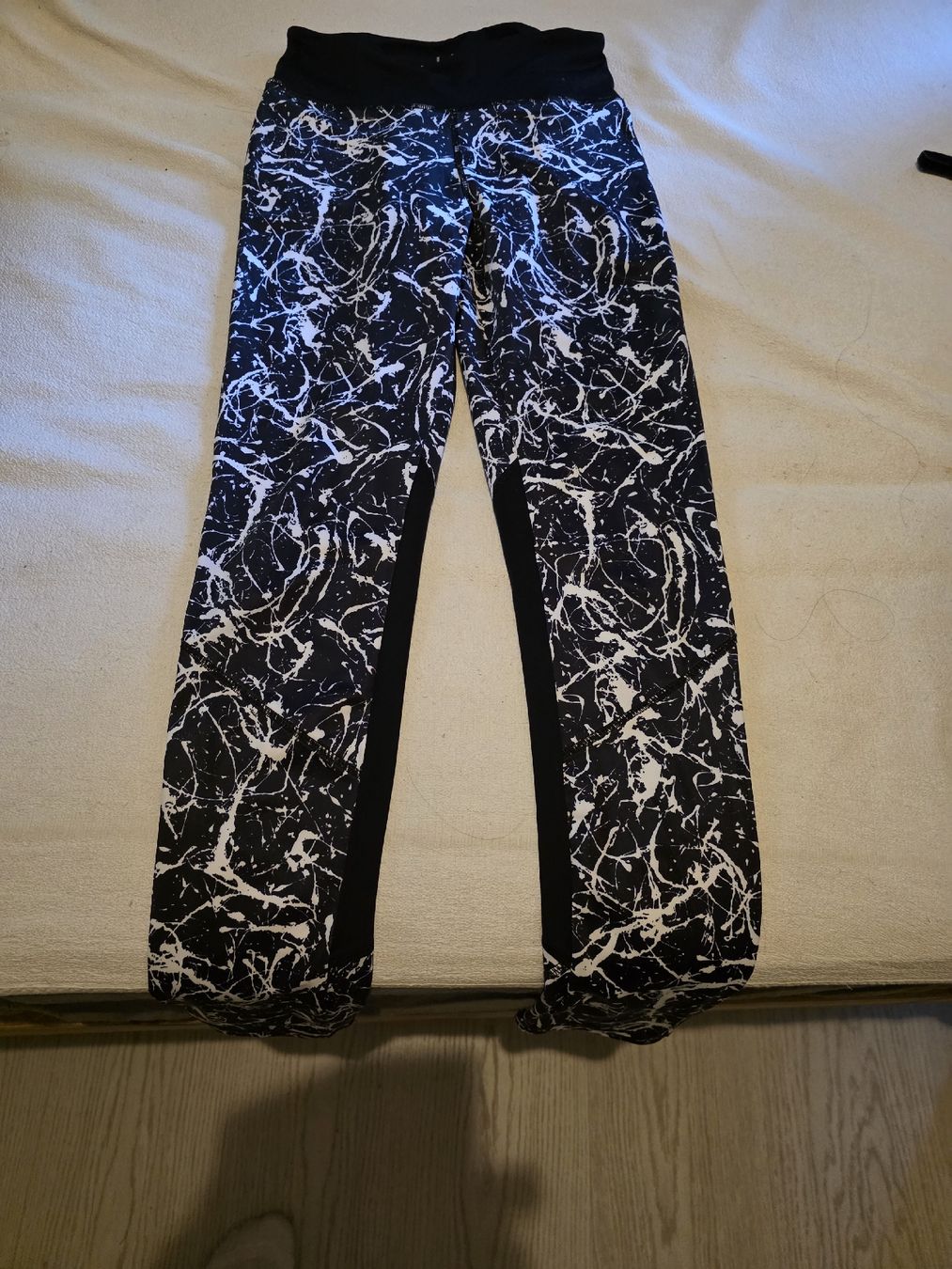 Leggings: sportleggins  – Usato da BELLINZONA venduto da Dolcerelax