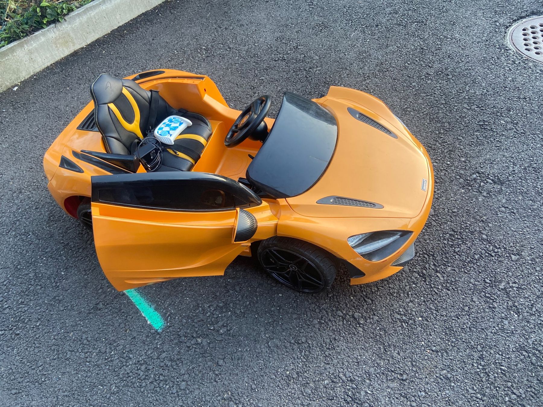 Fahrzeuge für Kinder: Kinderauto – Gebraucht aus Embrach von Toeffan 1