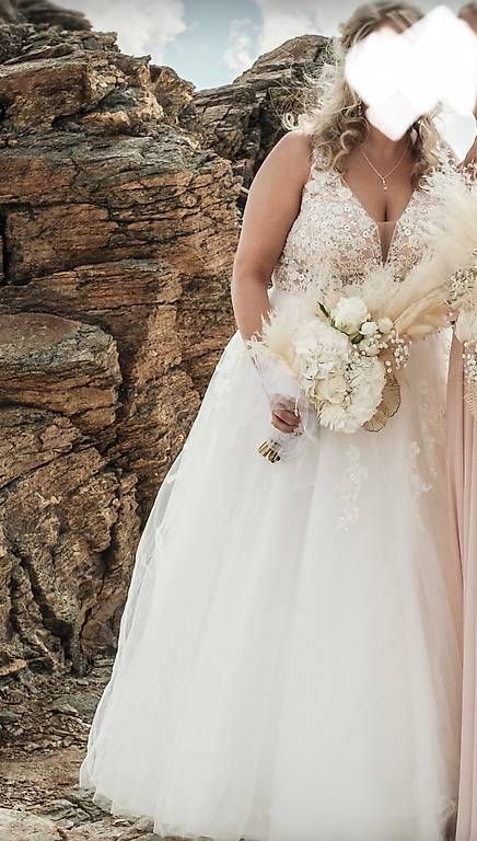 Kleider: 1x benutztes Brautkleid ivory mit Glitzertüll – Gebraucht aus Frutigen von sal_9lqd 4