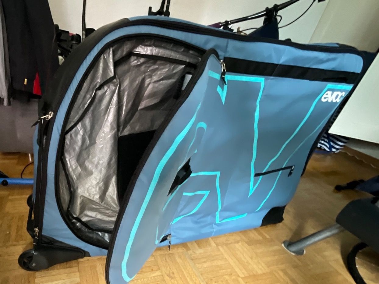 Evoc Valigie: Mieten: Evoc Travel Bag – Usato da Winterthur venduto da up. 1