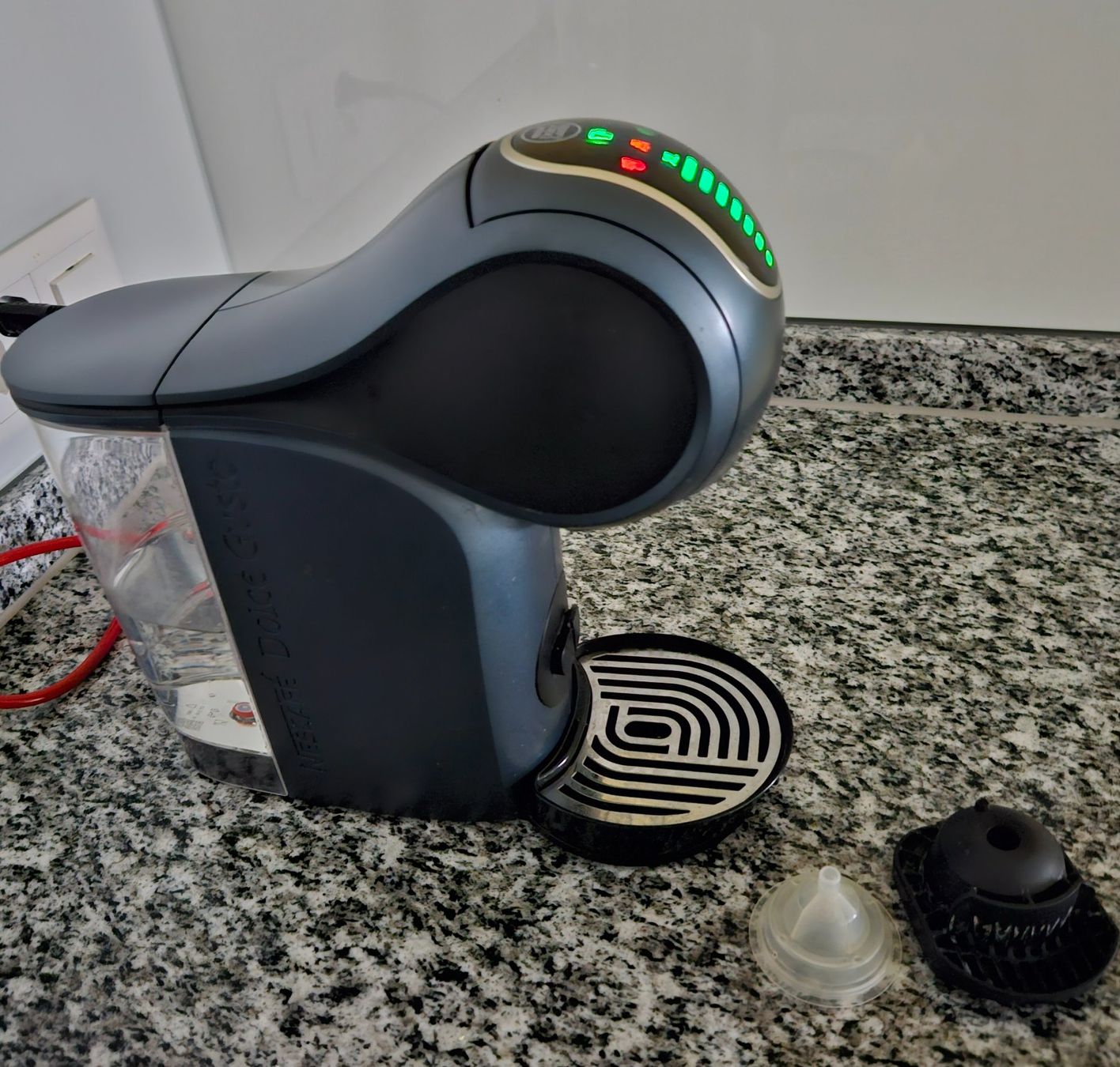 De'Longhi Kaffeemaschinen & Espressomaschinen: Nescafe Dolce Gusto – Gebraucht aus Oberwangen TG von jan_y6sm 1