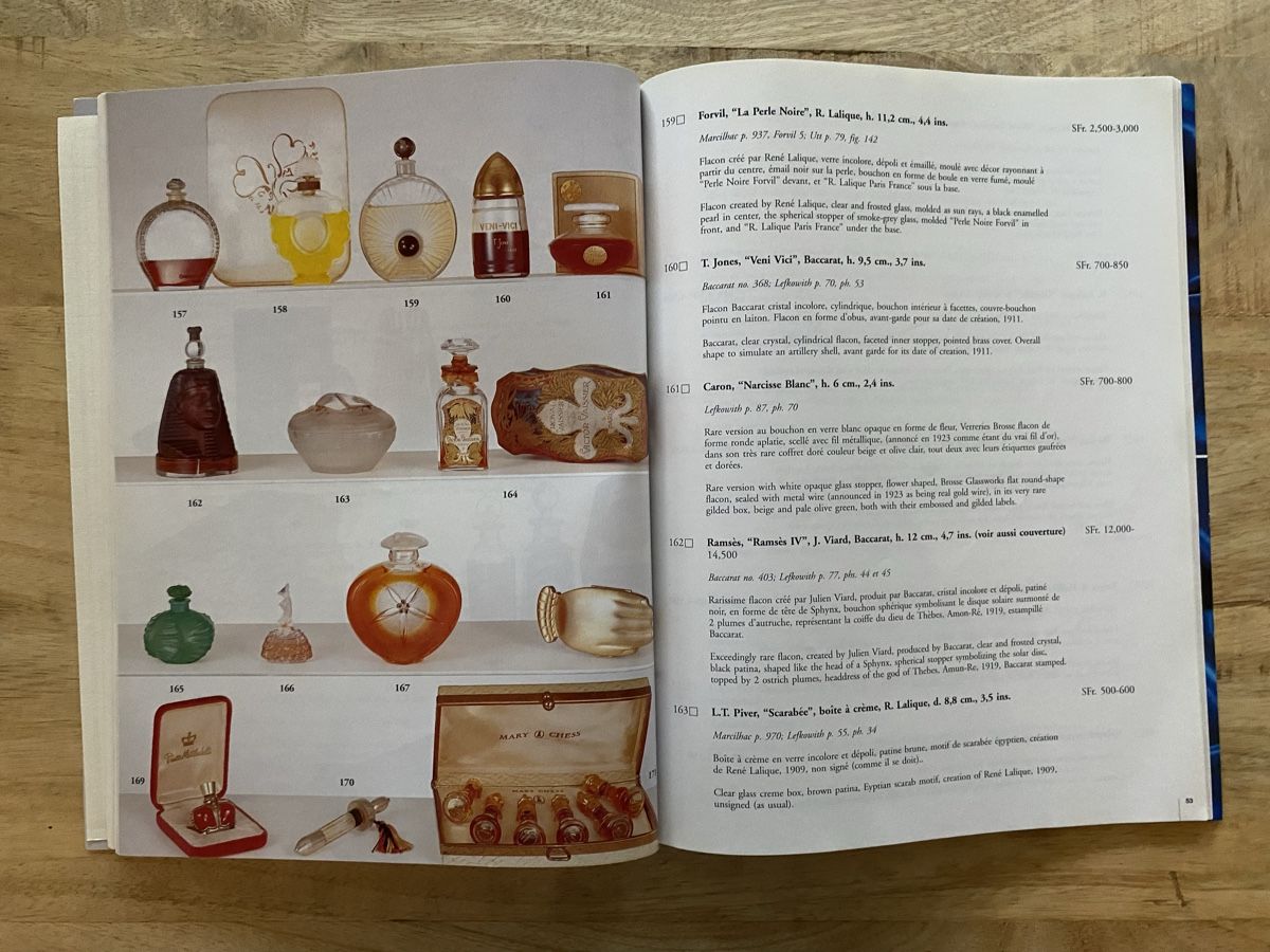 Bücher: Perfume Presentations – Gebraucht aus Tägerwilen von Cessna98 1