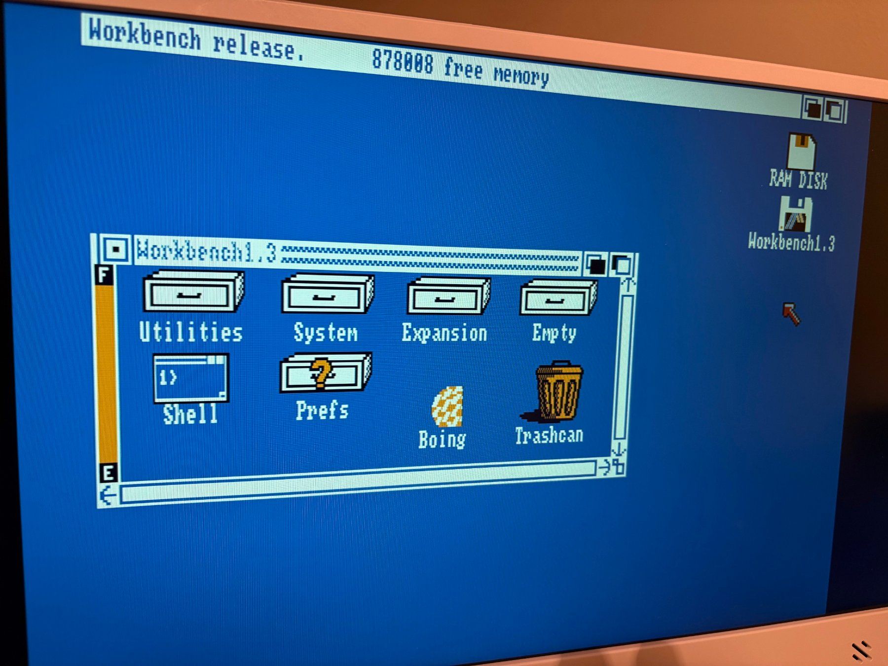 Commodore Software: Commodore Amiga Workbench 1.33 version 34.34 – Usato da Bettingen venduto da rau_5bfh 4