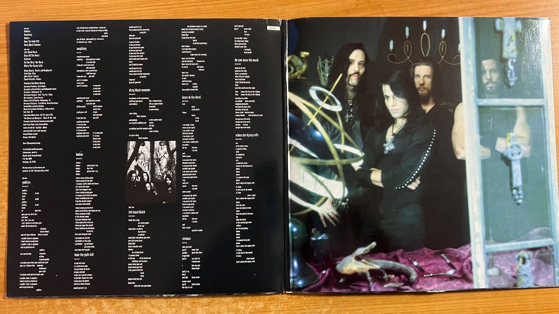Dischi in vinile: Danzig - Danzig III : How The Gods Kill / 1. EU-Press. 1992 – Usato da Gais venduto da soundcave57 2
