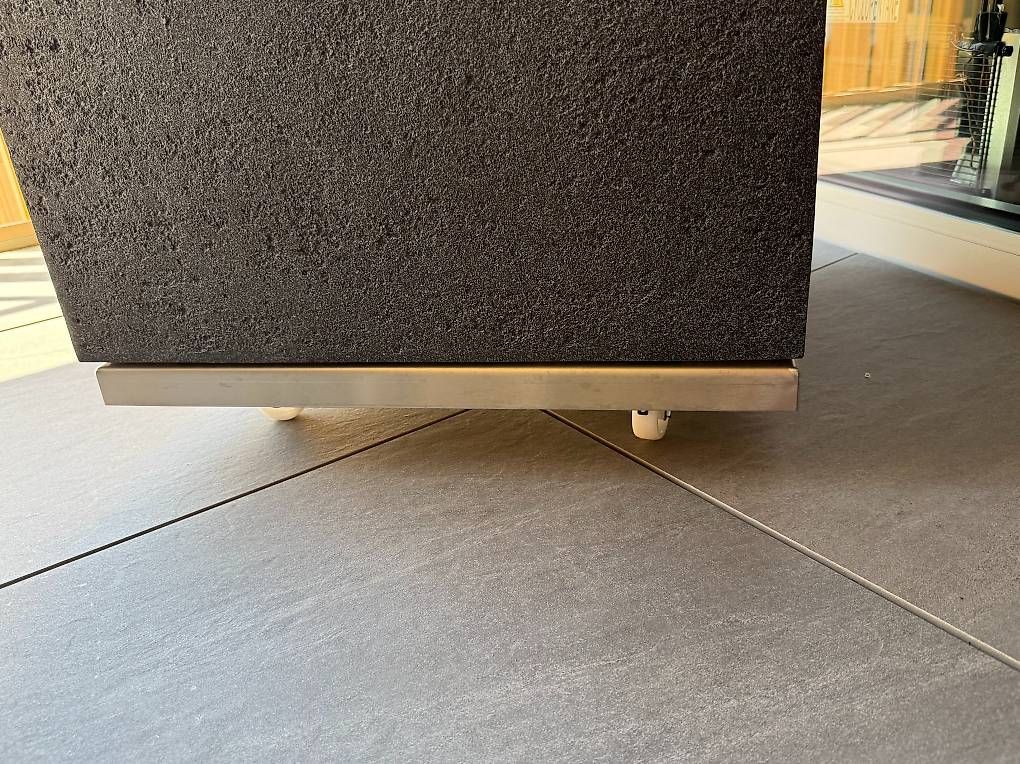 Piante & sementi: Fächerpalme im Design-Kübel – Usato da Bern venduto da Dekowahn 2