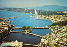 GENÈVE Vue aérienne de la Rade