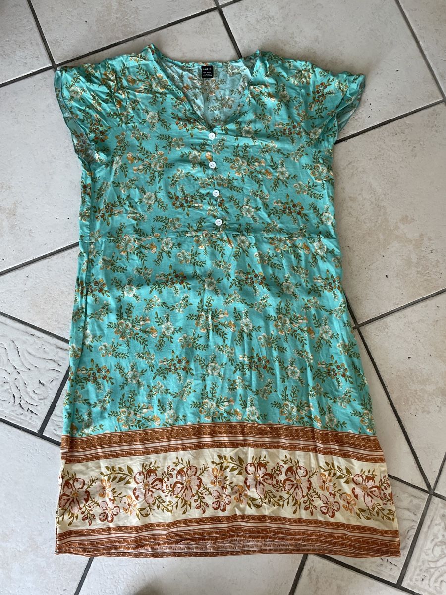 Shein Kleider: Neues SHEIN Sommerkleid Gr.M – Neu (gemäss Beschreibung) aus Obergerlafingen von cabo4