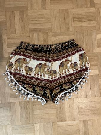 Kurze Hose