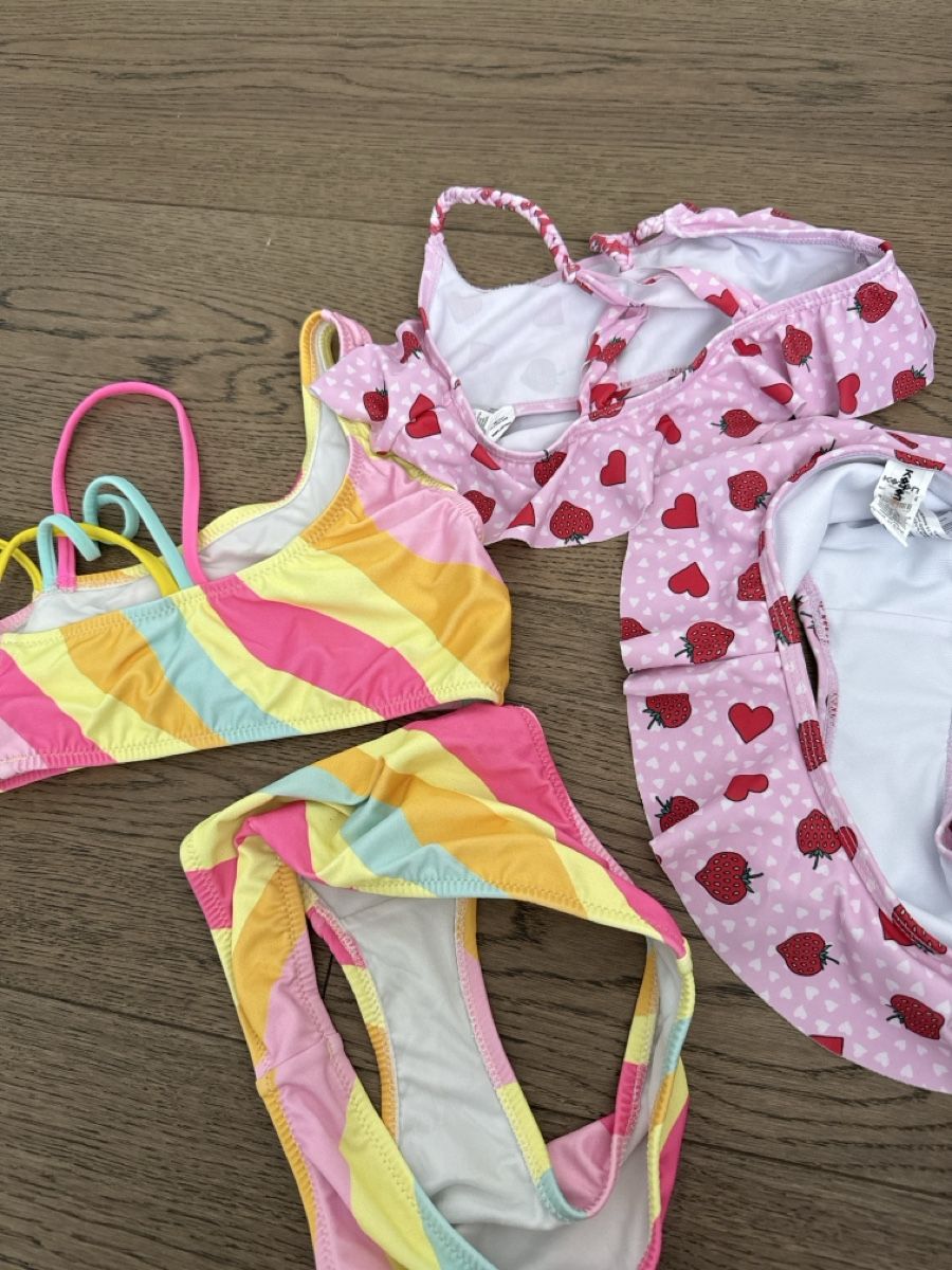 Costumi da bagno & Bikini: Childrens Swimsuits 2-piece Set Used Condition – Nuovo (secondo la descrizione) da Oberglatt ZH venduto da Sale12 5