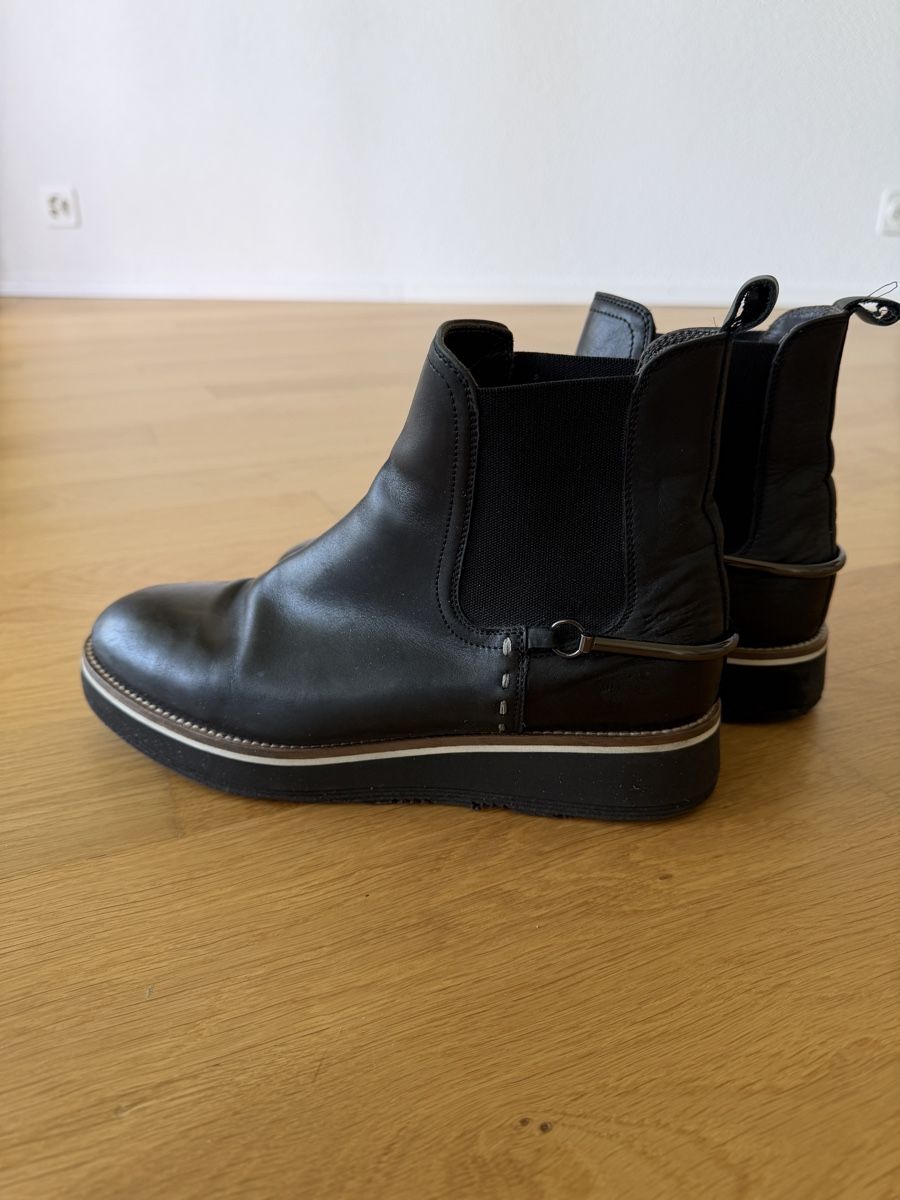 La Martina Damenschuhe: Lederstiefelette La Martina Gr. 38 – Gebraucht aus Bern von Amylee1999