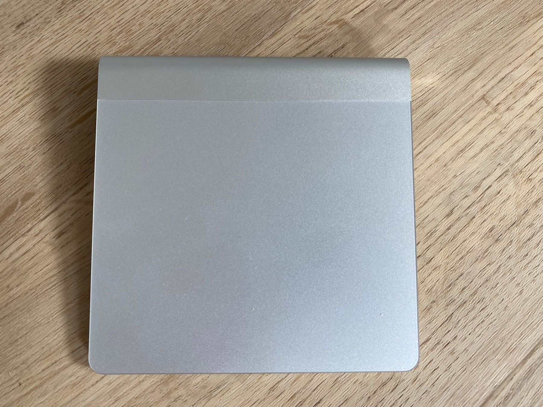 Apple Maus: Apple Magic Trackpad 1. Gen. A1339 – Bluetooth – Gebraucht aus Wetzikon ZH von BackToRetro