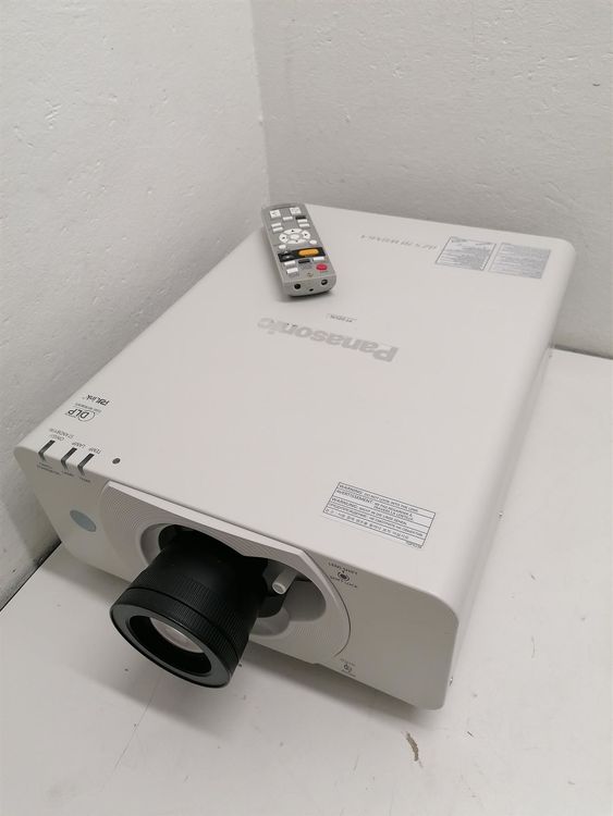 Panasonic PT-DZ570E - FULL HD !!! (Gebraucht) in Niederdorf für CHF 350 ...