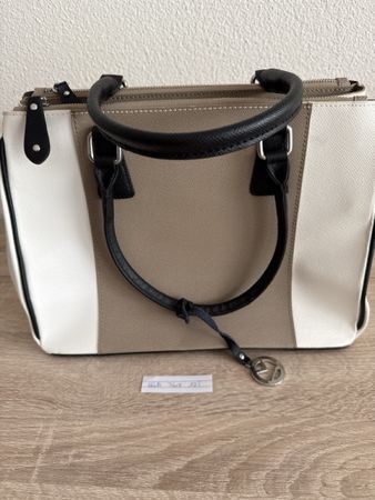Lederhandtasche wenig gebraucht 