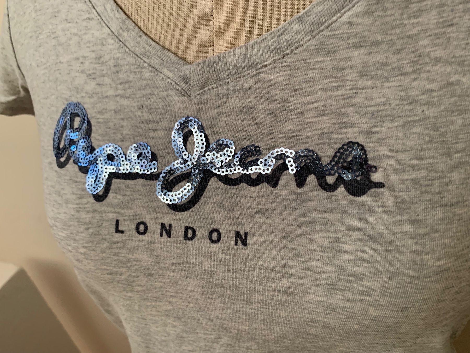 Pepe Jeans T-shirt: Pepe Jeans T-Shirt – Usato da Ennetbaden venduto da usemiste 1