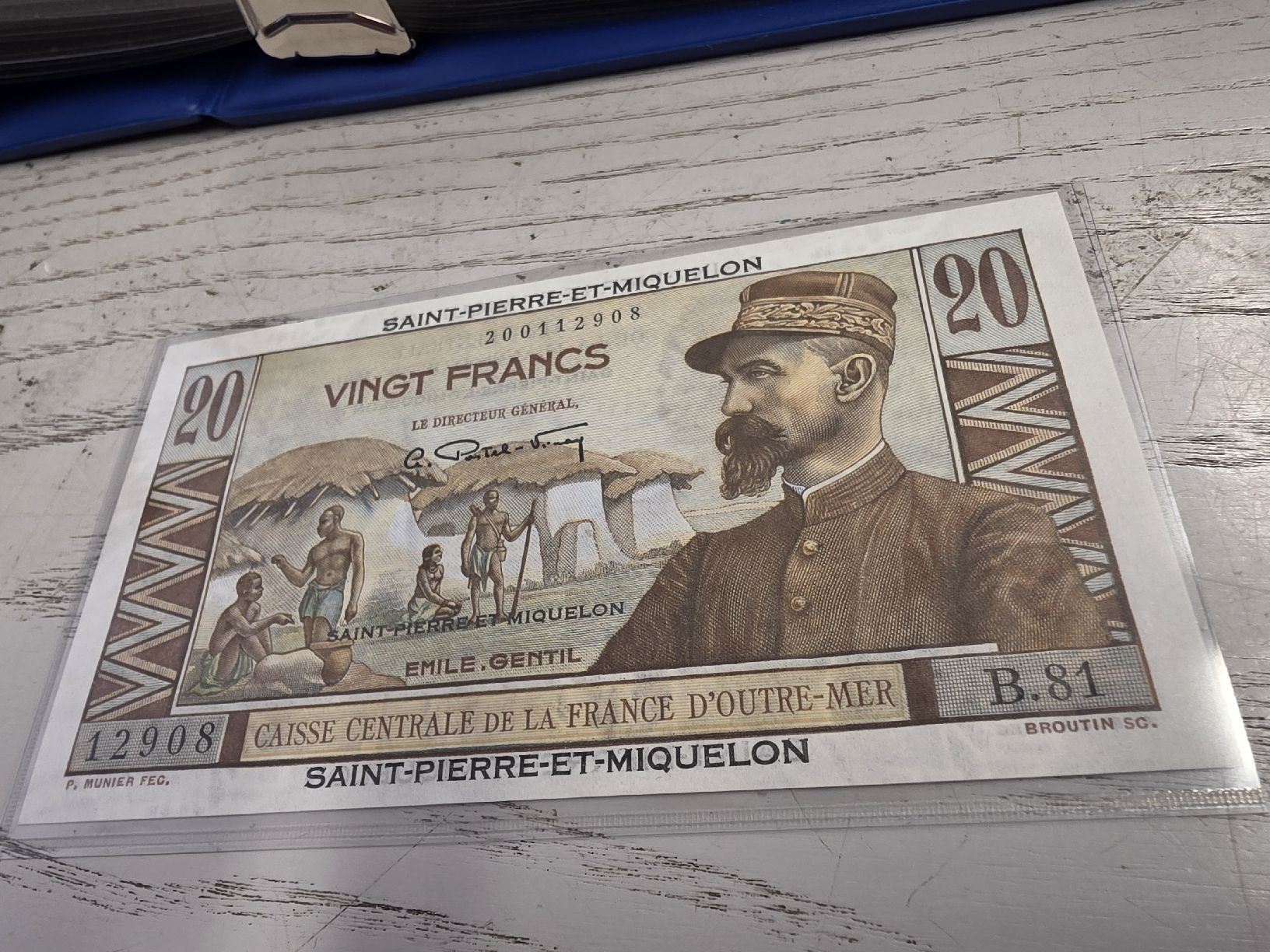 Banconote: 20 Francs Saint-Pierre-et-Miquelon  – Nuovo e nell'imballaggio originale da Herisau venduto da Antiques.AR