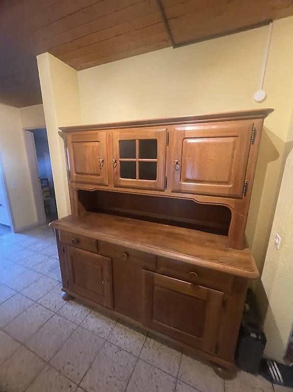 Credenze: Bauernschrank – Usato da Seewen SO venduto da siebesiech88 1
