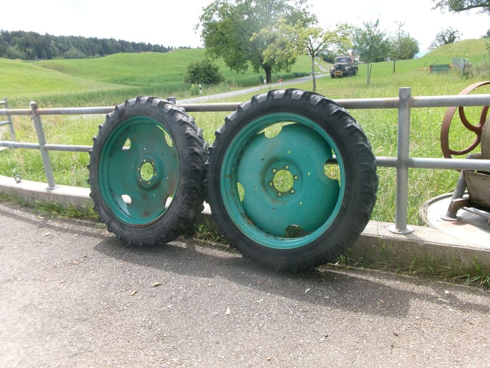 Zoll Versteigerungen Traktoren