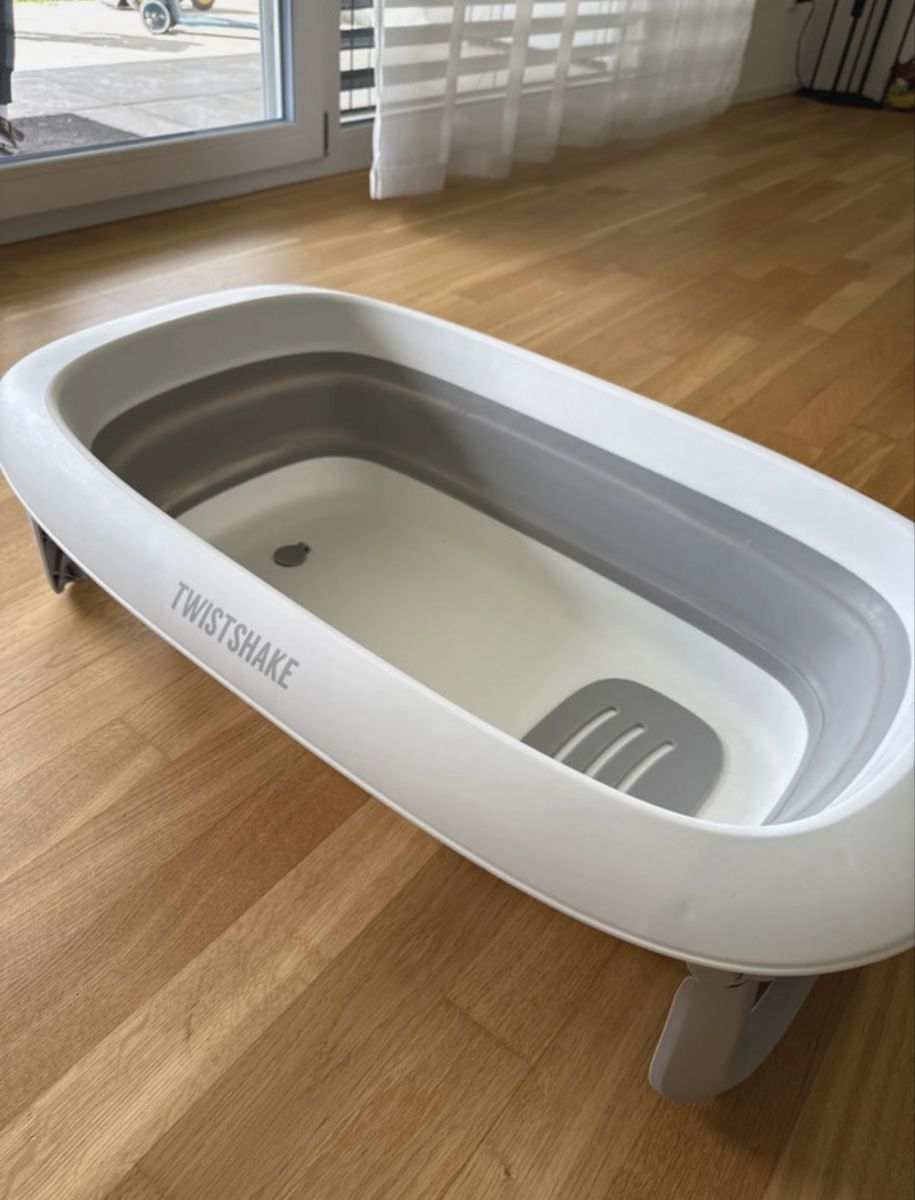 Carrozzine: Twistshake Badewanne Klappbar – Usato da Amriswil venduto da Mad_x7