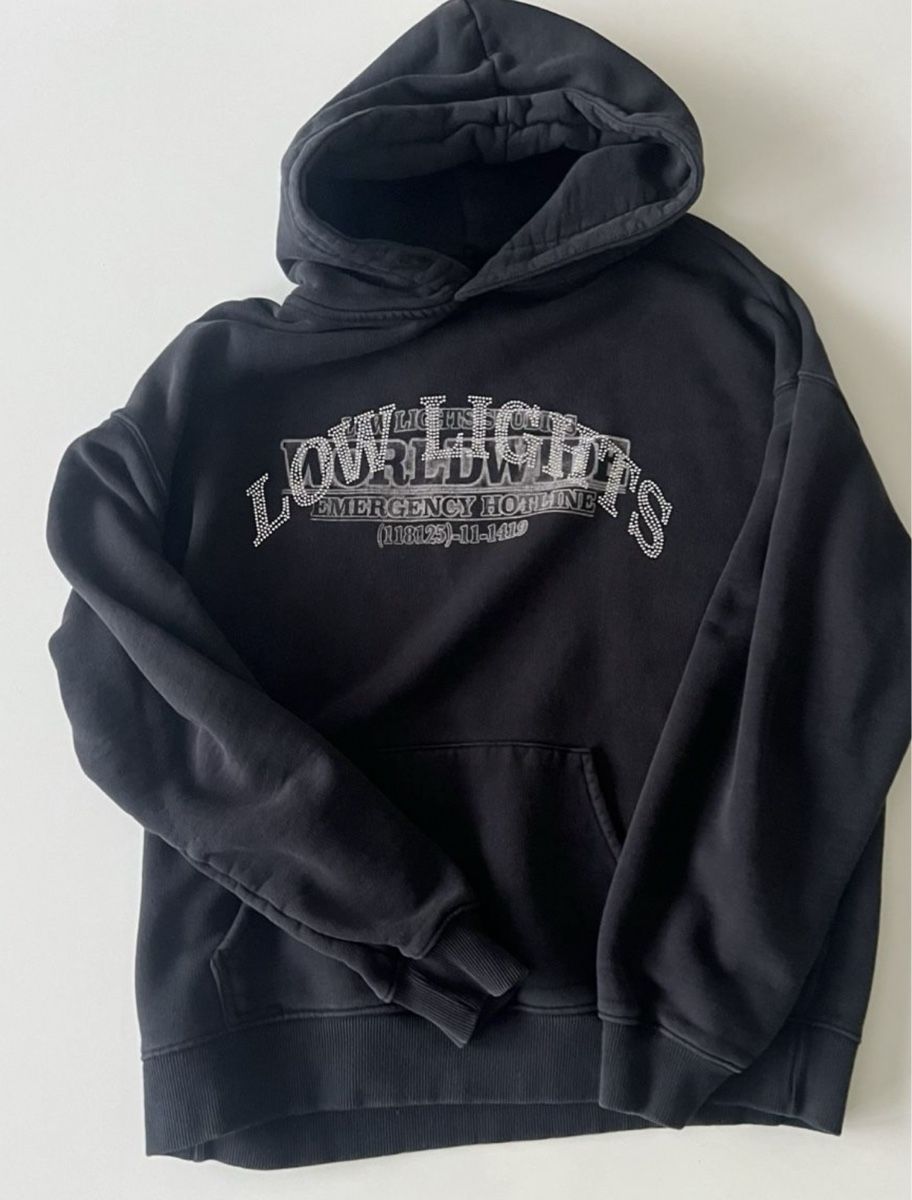 Maglioni & Felpe: Low lights studio hoodie – Usato da winikon venduto da lfisch04