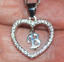 Halskette L-9830 – Herz Anhänger mit Strass 16x12mm Kette 46