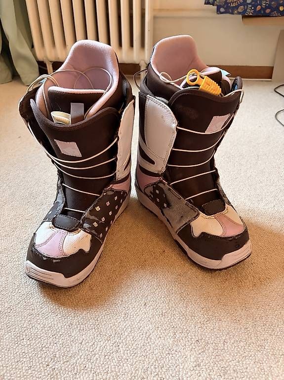 Chaussures hommes: Snowboardschuhe  – D'occasion à Stäfa par Vivilea64