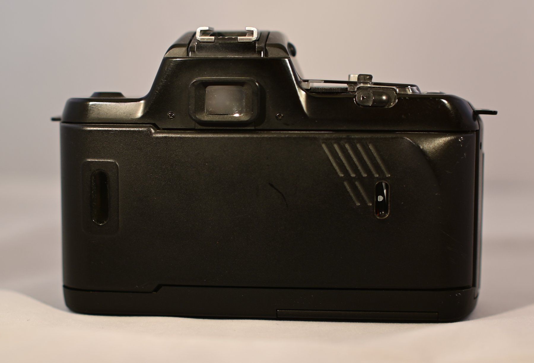 Nikon Kamera: Nikon F-401s mit Objektiv – Gebraucht aus Uster von Stoessda 2