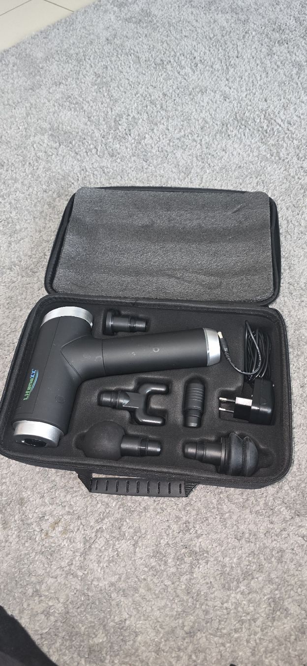 Dispositivi per massaggi: masage Gun – Usato da Bubendorf venduto da urs1990schei