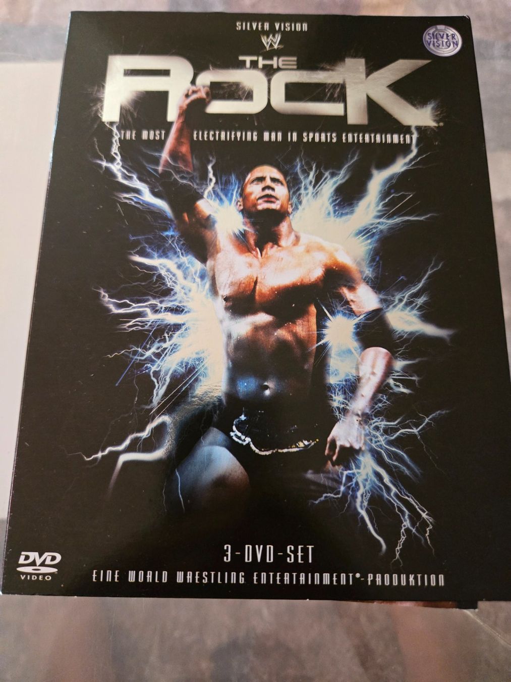 Tutti i DVDs: WWE: The Rock 3 DVD Set – Usato da Bussigny venduto da Kfdlt