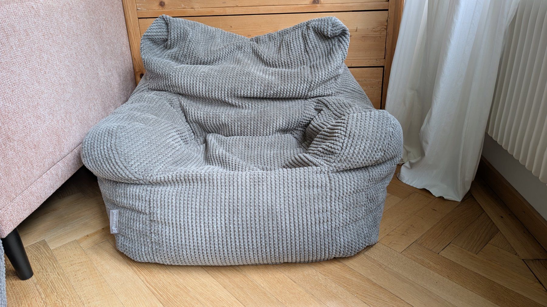 Lounge Pug Poltrone: Big Bertha Lounge Pug Sessel mit Hocker, grau – Usato da Bern venduto da lauterhaas 1