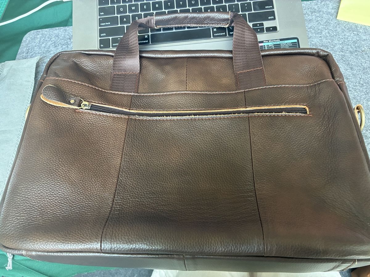 Taschen: Bull Captain Laptoptasche aus echtem Leder  – Gebraucht aus St. Gallen von jan_9rdj 3