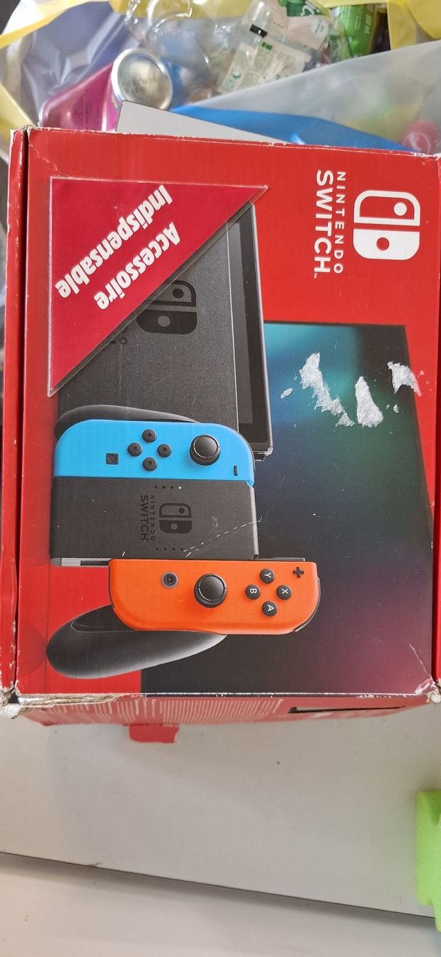 Nintendo Console: Nintendo Switch – Usato da Kirchlindach venduto da Zbinden_Velo_Moto