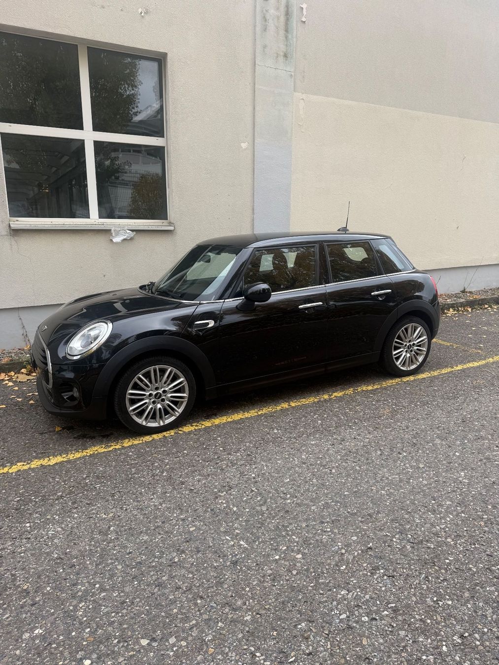 Mini Automobili: Mini Cooper automatique – Usato da Fribourg venduto da inf_n9kg 4