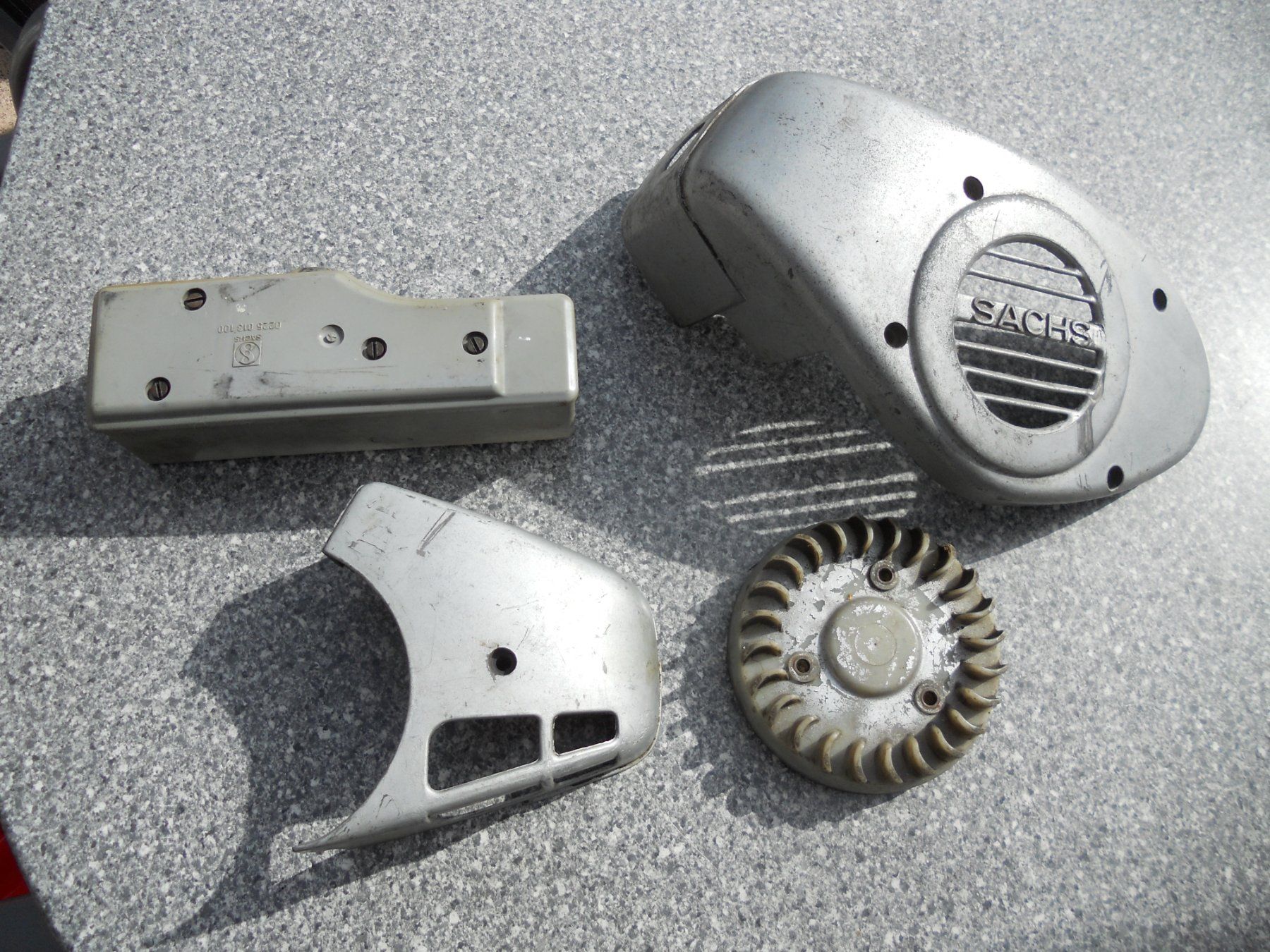 Sachs Mofas: 503 Töffli Material. – Gebraucht aus jens von guzi-falcone