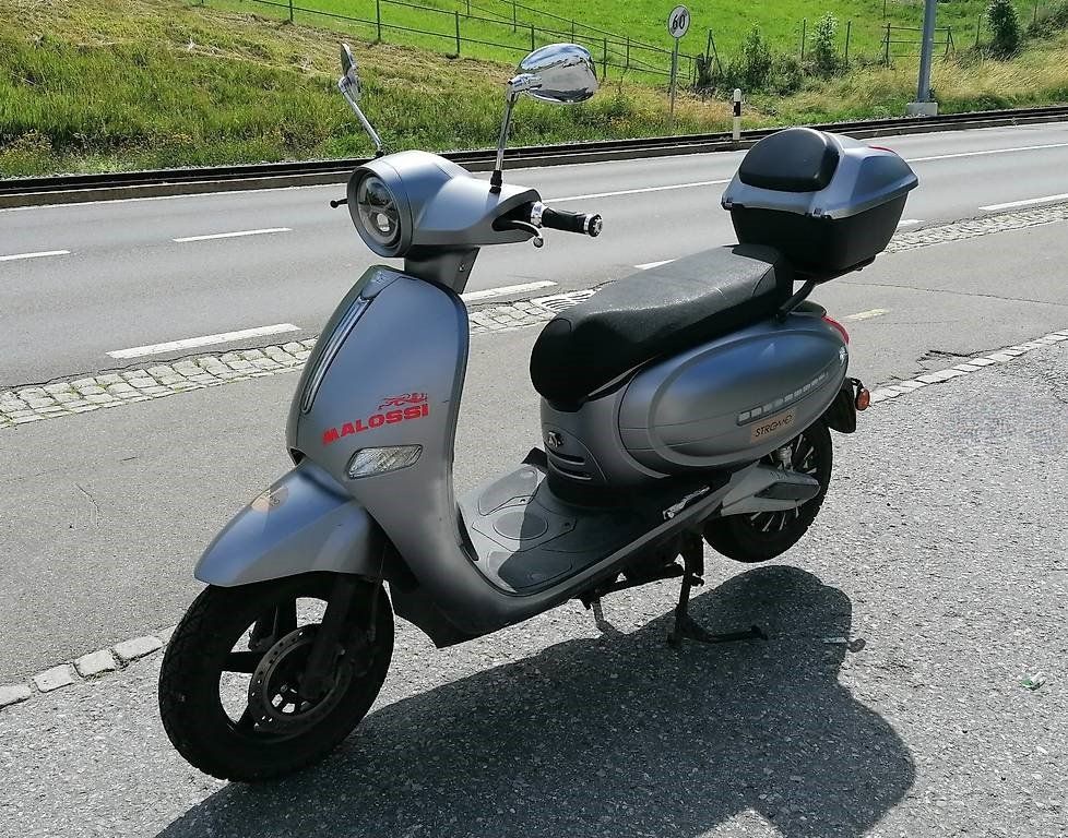 Veicoli elettrici: TOP Occasion Roller ET3000 – Usato da Gais venduto da MAX-Anhaenger 2