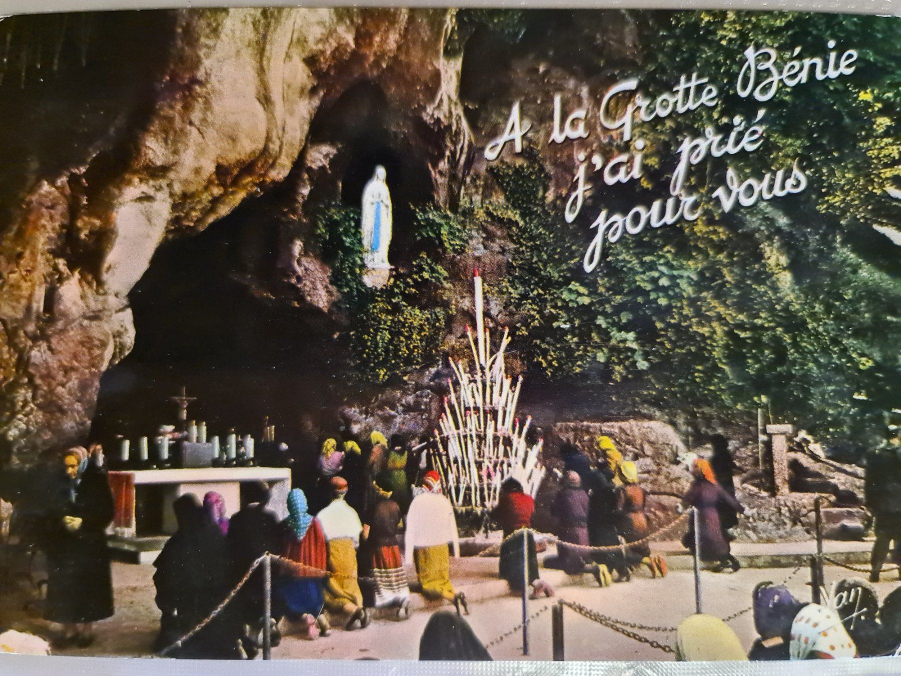 Cartoline postali: Alte Ansichtskarte Lourdes, Grotte, 1977 – Usato da Dintikon venduto da Vexi