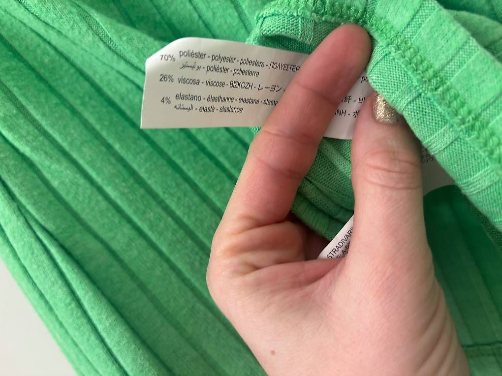 Pulls & Sweat-shirts: Cropped Pullover grün, S – D'occasion à Oftringen par violetta9 2