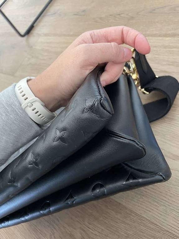 Borse da donna: Louis Vuitton Coussin MM Noir  – Usato da Unterägeri venduto da mar_96hk 3