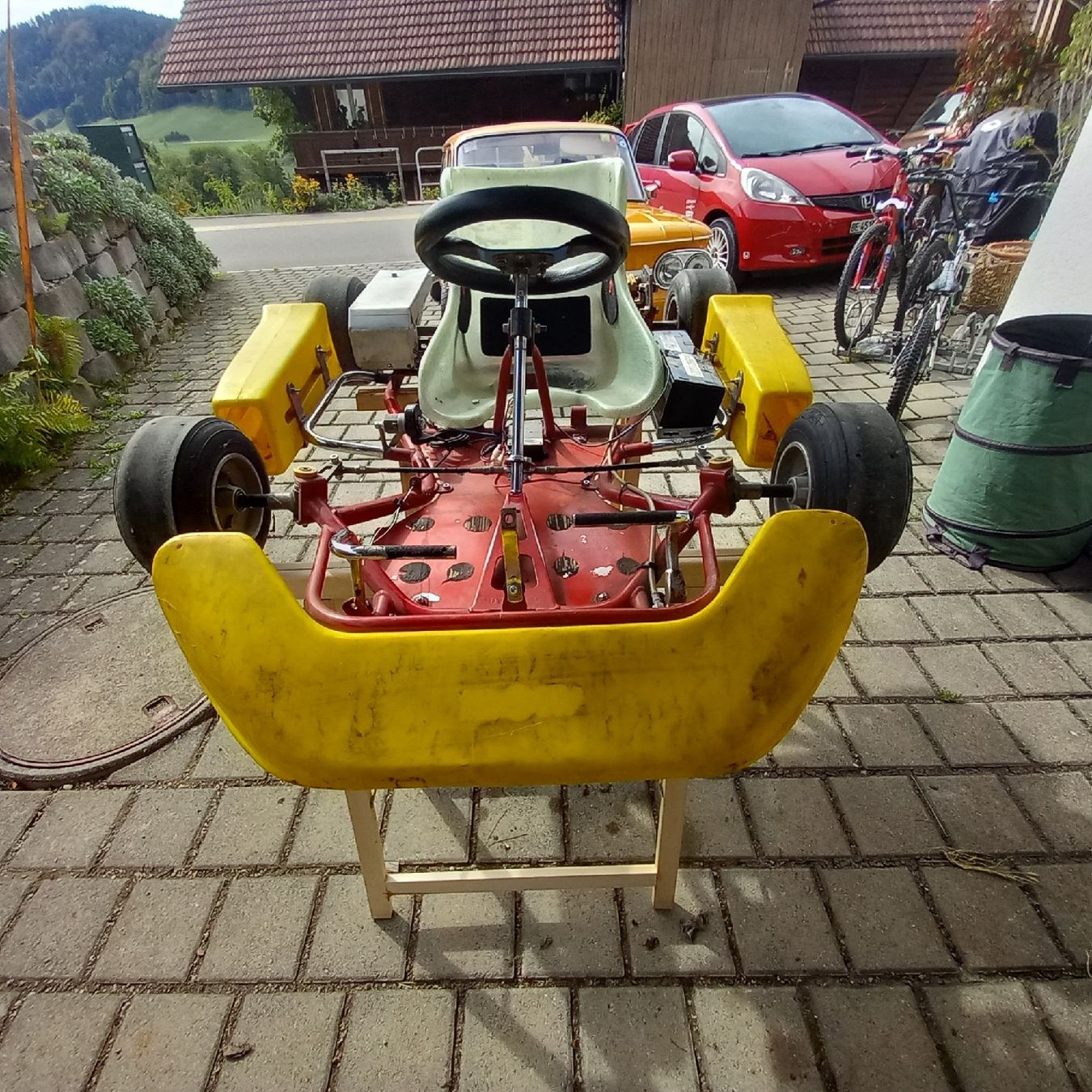 Swiss Hutless Go-Kart: Kinder -GoKart – Usato da Freimettigen venduto da hekra01 1