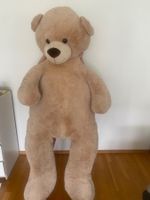 Riesen-Teddybär 200 cm – der absolute Traum zu Weihnachten