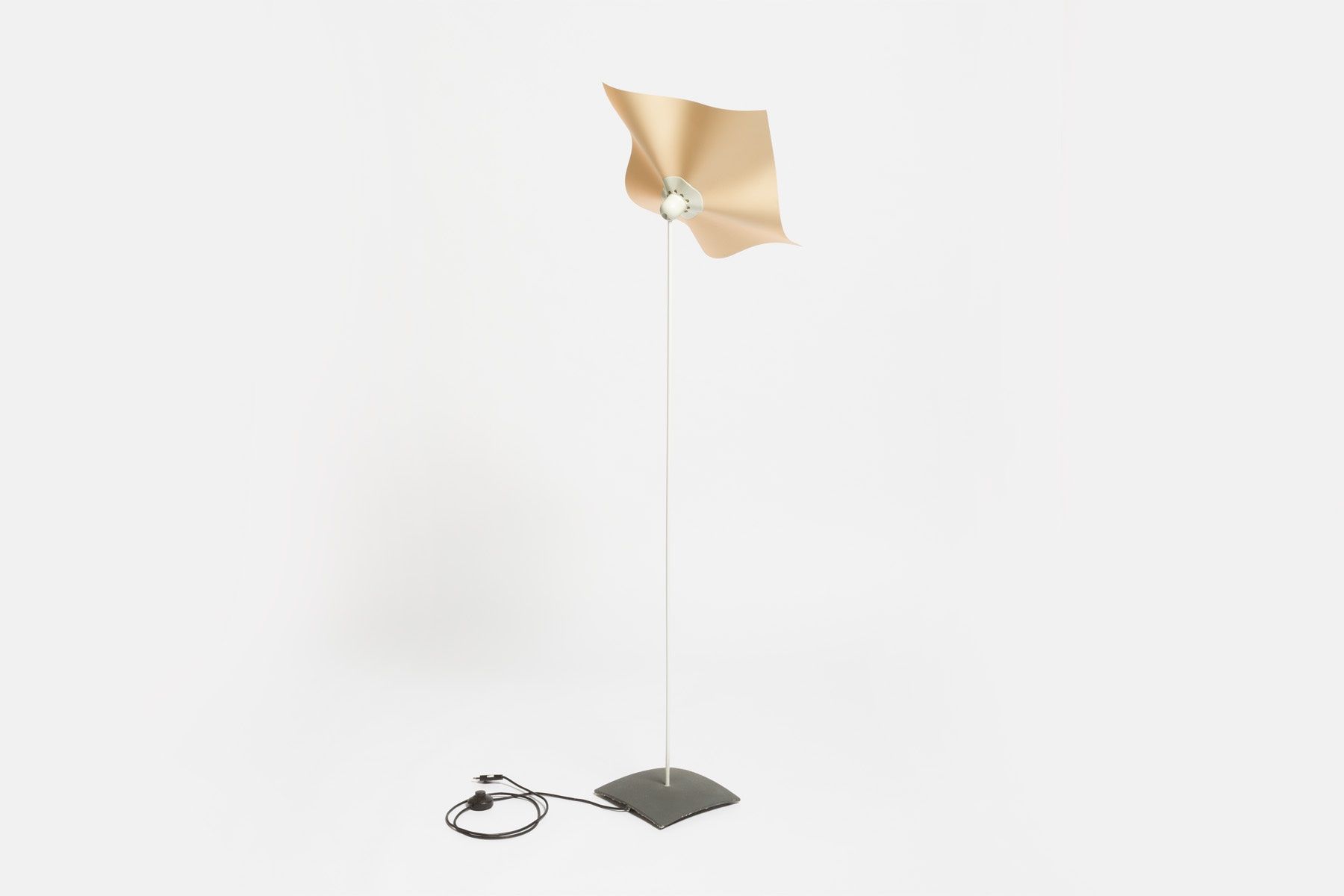 Artemide Lampade: Area 50 Stehlampe von Mario Bellini – Usato da Bern venduto da sales_et 1