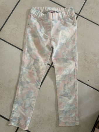 Leichte Sommer Hose Mädchen Gr. 110Neu