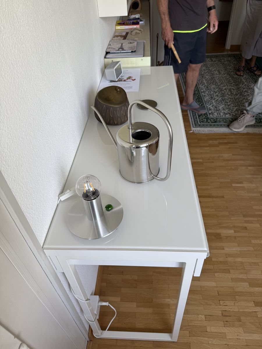 Ikea Scrivanie: Schreibtisch weiss – Usato da Zürich venduto da Jel77 1