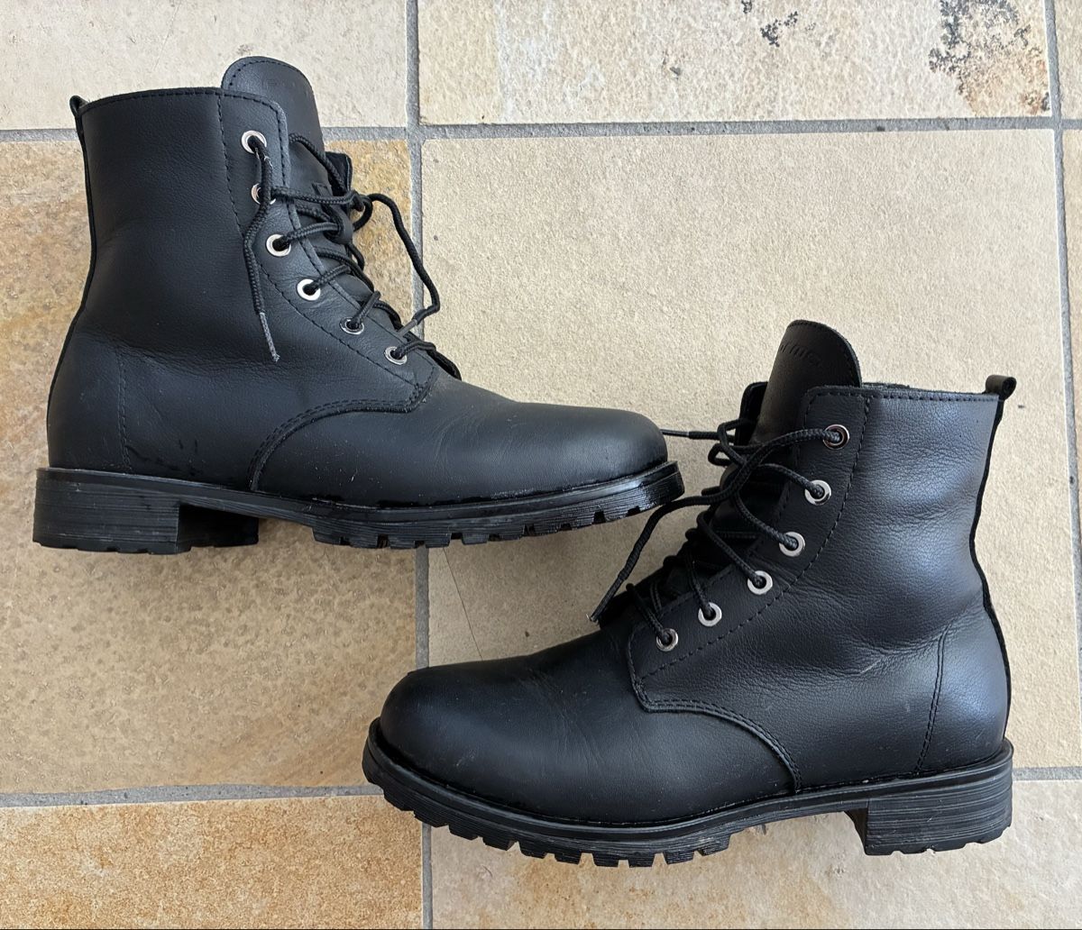 Scarpe da donna: Motorradstiefel DRYTEX schwarz Grösse 38  – Usato da Gränichen venduto da SabineZ01 1